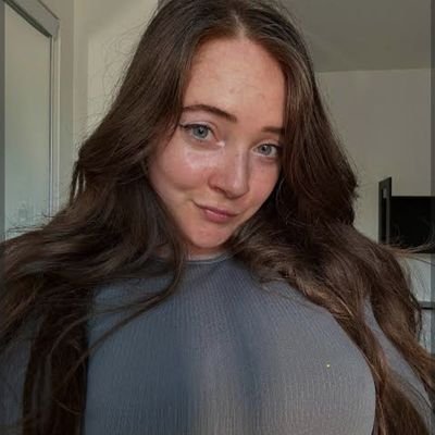 RobRobina6's profile picture. 