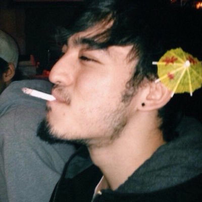 jeongcheolbayot's profile picture. online persona lang to