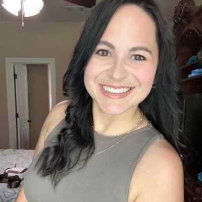 taylormaret's profile picture. Married 💍❤️ Dog Mom 🐾 Mother of Two 💙💜