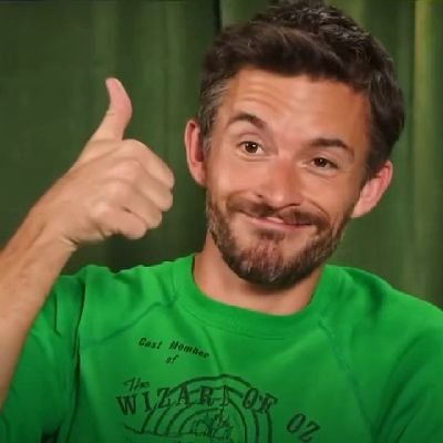 fifikentozaki's profile picture. Could Iife BE any more chaotic?