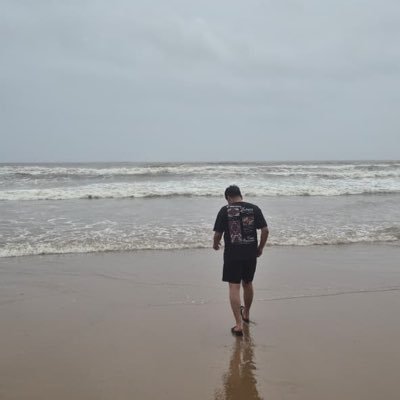 Sachin_Mittal98's profile picture. Can learn to exit Vim, if needed ;)

Building @frontenddevsite 
Github - https://t.co/6doTLSNNJQ