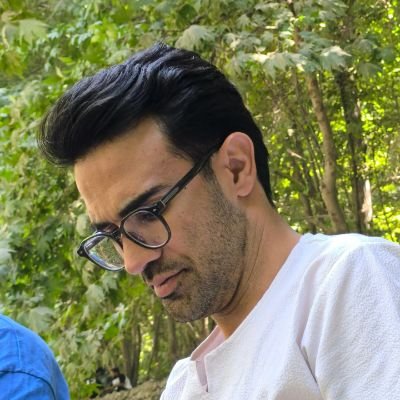 rostamimedia's profile picture. خبرنگار📝
-آنچه می‌گذرد، گفته نمی‌شود 
-تحلیل کوتاه از سیاست
-دنبال حقیقت میان تیترها