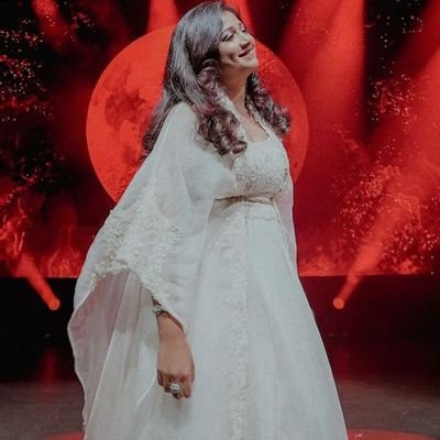 dhritichudasam2's profile picture. 