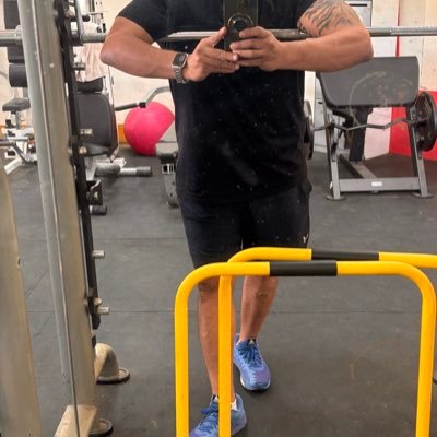 RBlue67467's profile picture. רק את עצמי לספר ידעתי