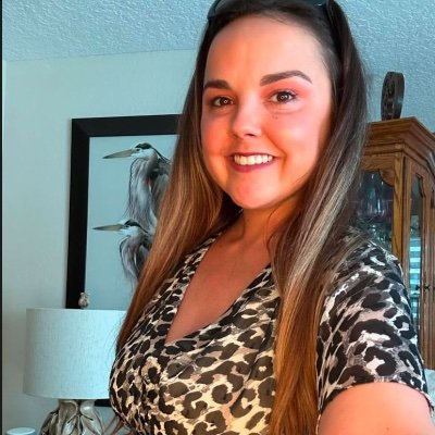 AnnaGreg235756's profile picture. chasing dream & catching sunset
Just a vibe 🎶 I Coffee ☕️ l Adventur
🌍
Living life one photo at a time 📸
Making magic happen 🌟