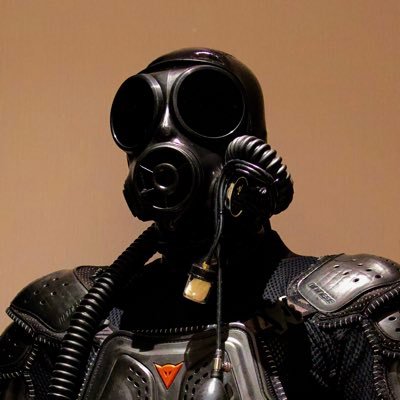 rubber_gk's profile picture. 🔞NSFW丨🌈No minors |📌Base Shanghai&Osaka丨🏍️Motobike 🖤Rubber 👁️‍🗨️Gasmask丨中文🇨🇳💯讓我們說中文 🇺🇸🇰🇷丨🙋🏻‍♂️181-1-M