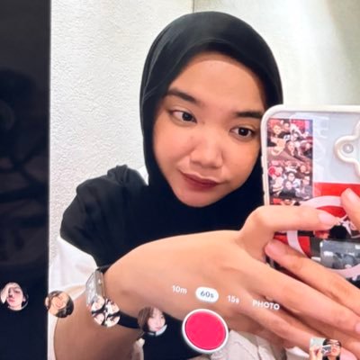 nutcllaa's profile picture. 