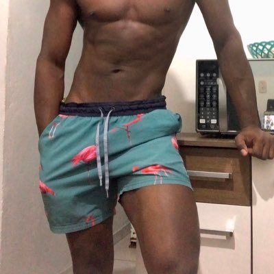 Ti_bisex's profile picture. just a Str8 nig, posting some str8 nigas fantasies shit 😎. || No Hookups ❌|| Somewhere in Jozi 📍||