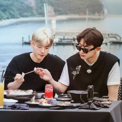 chanbaexok's profile picture. 𝒘𝒉𝒆𝒏 𝒊 𝒆𝒎𝒃𝒓𝒂𝒄𝒆 𝒚𝒐𝒖, 𝒕𝒉𝒆 𝒉𝒆𝒂𝒗𝒆𝒏 𝒎𝒆𝒍𝒕𝒔 𝒘𝒊𝒕𝒉 𝒖𝒔 ☁️  EXO OT9 | chanbaekist | random asf | both personal and fan account. 🍑