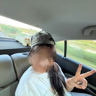 siripron___n's profile picture. 