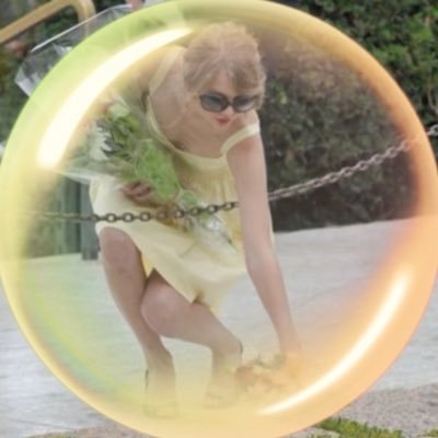 swiftiewcs's profile picture. Eldest Daughter Defender 💐 💛🤎Taylor & Lana 💛🤎 NOT A GAYLOR**