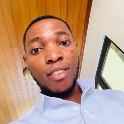 KobinaKimo's profile picture. Am friendly but not that extrovert my Mom and Dad are my everything❤️ SO HELP ME GOD 🙏 @chelseaFC 💙