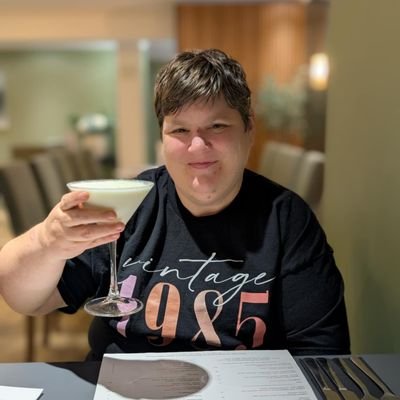 Clarejs85's profile picture. 