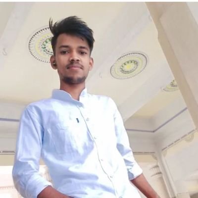 utkarsh_ydv08's profile picture. Studying