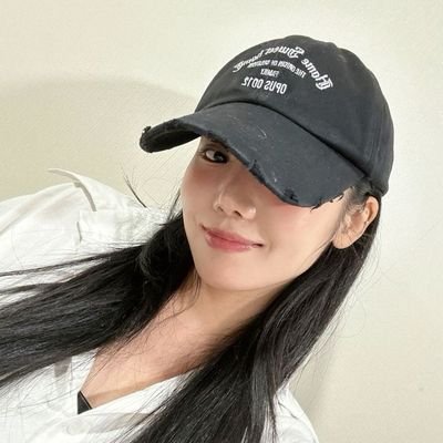 jiwcnei's profile picture. 느좋인척 하는 바보