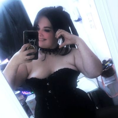 tinypuppygorl's profile picture. hiii it's puppy girl ash. 

level: 23 

NSFW accountant.