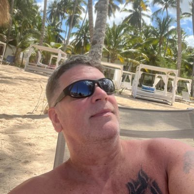 hewittj15's profile picture. Canadian Made! Leafs, Jays, TiCats, @hewiitj15.bsky.social