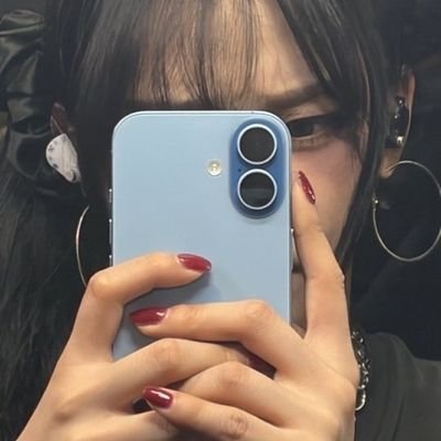 sugarkilIer's profile picture. 𝖆𝖉𝖉𝖎𝖈𝖙𝖊𝖉 𝖙𝖔 𝖒𝖚𝖘𝖎𝖈 25/8.  𝒿𝒾𝓂𝒾𝓃𝒿𝑒𝑜𝓃𝑔 & 𝓂𝒾𝓃𝒿𝒾  for life.