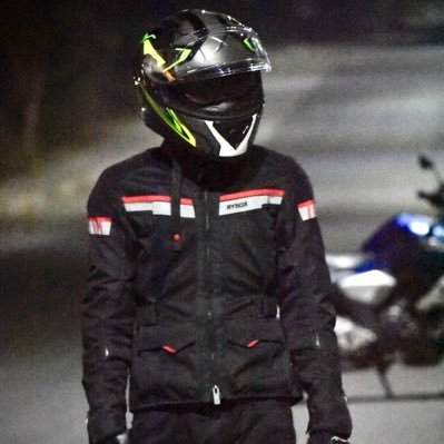 Automotivegeek3's profile picture. Ambivert|Passionate Bike Rider 🏍️ | Politics & Current Affairs | FREE 🇵🇸 | Kohli Fan 🏏 | Thoughts on tech, mobility & governance | Andhra Pradesh