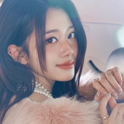 wonjiseoz's profile picture. for class:y, zerobaseone and fromis_9