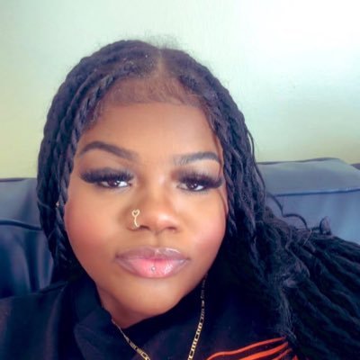 ComeGetDrained7's profile picture. Horny Pussy taste like Honey Sting like Bee..ready and available for all kind of sex fun videos meetup and FaceTime come get Nut quick