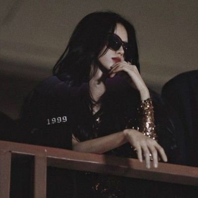 Hamiltoniara_'s profile picture. najmondrzejsze konto na x pzdr