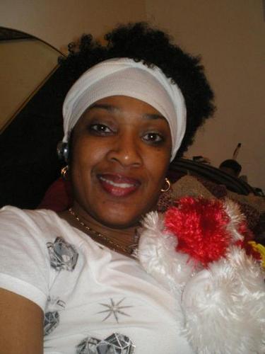 UneekeG's profile picture. 