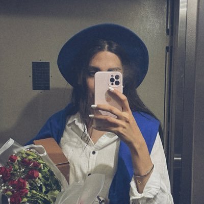 riranaaa's profile picture. 