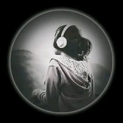 graphics66380's profile picture. 