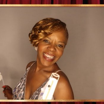 ddstarrr's profile picture. •Assoc. Supt. - Comms & Engagement @pgcps•@UofMaryland Alum •Fur Mom•Travel Bug(Viva 🇵🇦🌎)