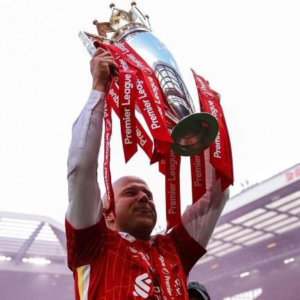 Omnidan001's profile picture. A Born-in and dedicated LFC Fan #YNWA

 From Port Harcourt to the world Big 7 fan 🦍 ODG ☝️