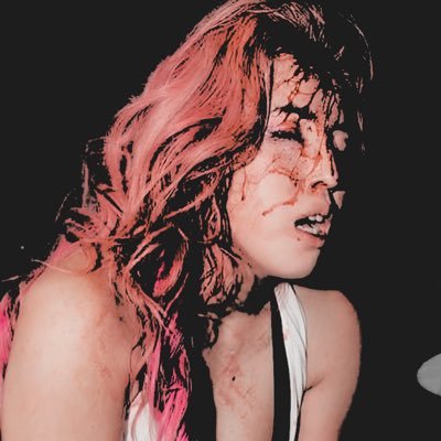 H0neyId0l's profile picture. Sweet, sassy and bad assy! She's cute, the T O P idol in charge! She'll beat you down and be sweet about it!