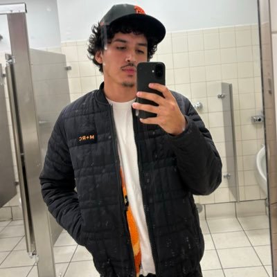 nonopperative's profile picture. 