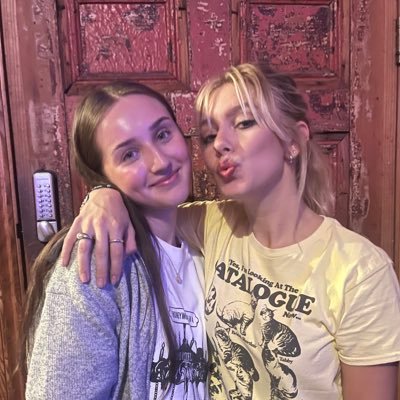 stateofgrac313's profile picture. music taste too long for this bio 🤷‍♀️