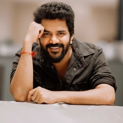 Meenakshi_KFF's profile picture. ✨ Kavin Fan Forever 🦋Thalapathy Thangachi❤MSD 🏏🎧ARR🎹Dhanush Rasigai💖Drama Queen🎭 Kavithai 📝Music is My Healer🎶

https://t.co/pWrJ9cS3tK