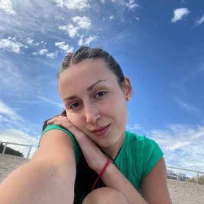 lzkvq37845172's profile picture. Making memories ✨