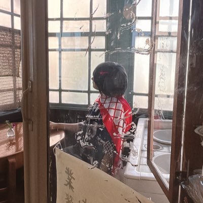 swk_co_jp's profile picture. コスプレ。自撮ねつ造悪ふざけ、好きな性癖を好きなだけ。成人済み昭和生まれ。ホラーゲーム、ホラー映画好き。中型インコ飼い。鍵は開けたり閉めたりするよ。ヘッダー撮影@シンさん