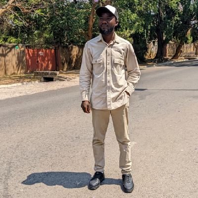 JeffCuspar's profile picture. Enigma

#VegComZambia 🍅

#MUFC