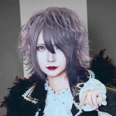 doku_leo_k's profile picture. 髑 @doku_528 の緑担当💚圧倒的歌唱力&バイリンガルお兄さん「アイドル始めました 2025.05.28〜」 サブ@surizarin_desu