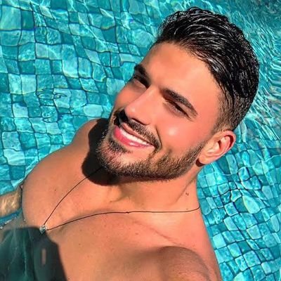 pearlnaom's profile picture. 