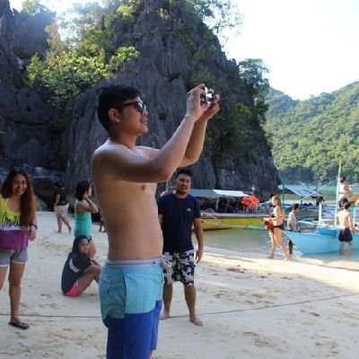 Happy_Phil0's profile picture. Single
Dad to Zoey
Gluta Nurse
Good deed advocate

Be a happy pill atleast to someone if not to everyone.