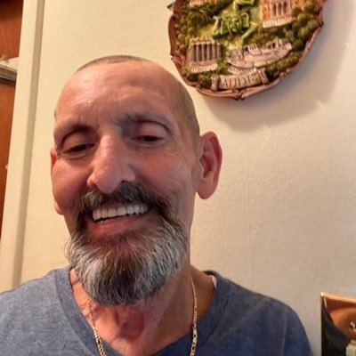 Gavinkirby42's profile picture. 