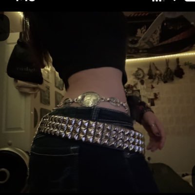 r8y0_'s profile picture. #Leo