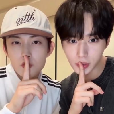 nyangasuki_'s profile picture. 20↑ ほぼ閲覧垢 🐶🐶🐶