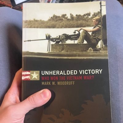 Coco_bookworm's profile picture. Scottish reader, primarily history; nature and science fiction, personal account: @Connor_WH95 Tabletop wargaming account: @Val_paintsminis