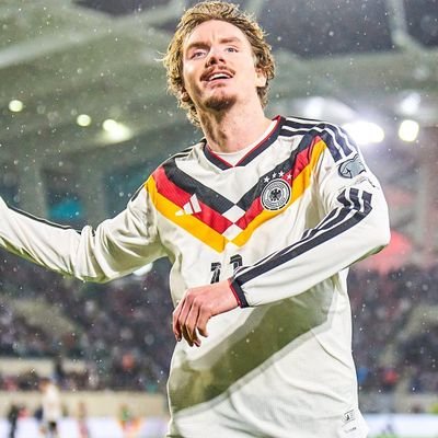 bugadi61's profile picture. GUNNER FOREVER  ,
WiLdlife Conservationist.
NEW MOVIES & TV SHOW RECOMMENDEDATION✨🍿📽️🎬.

LETs go to Mars