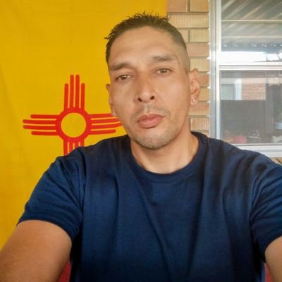 orlandorob62785's profile picture. just here living life keep it 💯