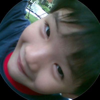 zorapopularr_'s profile picture. 