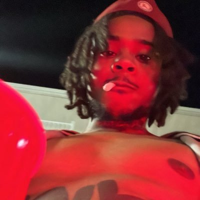 POSTERGIELA's profile picture. 