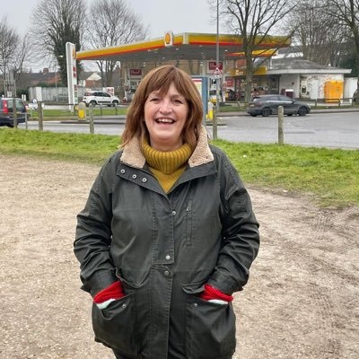 Karen_karenelee's profile picture. Labour @LincolnshireCC Councillor for Ermine & Cathedral | Former MP & NHS Nurse | Aspiring Gardener |